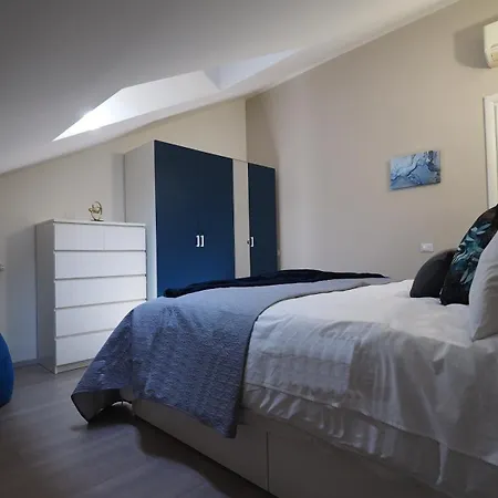 Apartment Blu Note