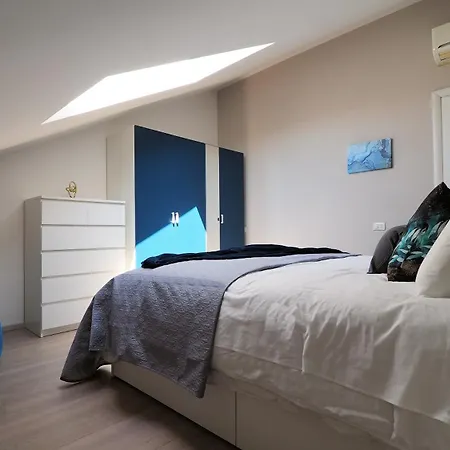 Apartment Blu Note
