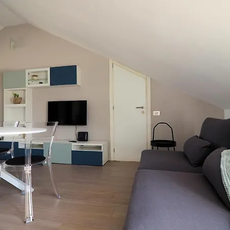 Apartment Blu Note *